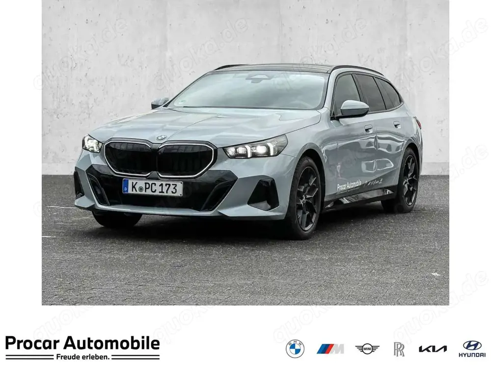 BMW 520 d xDrive Touring * M Sportpaket * Bowers  Wilkins