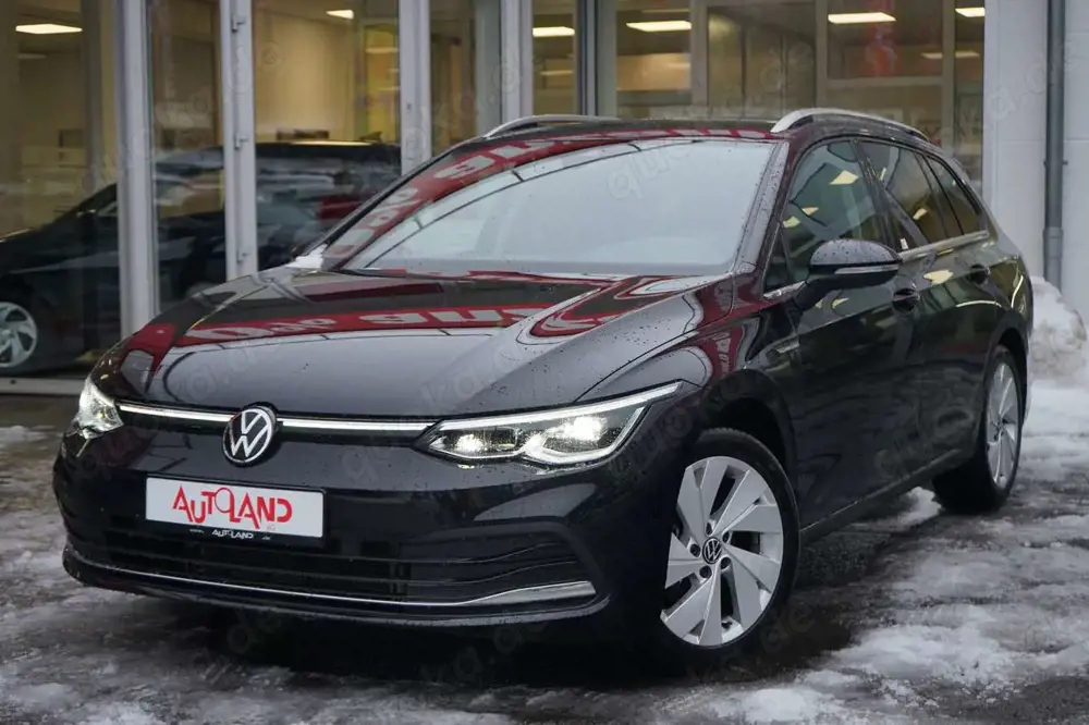 Volkswagen Golf Variant 1.5eTSI DSG LED Navi ACC SHZ Kamera