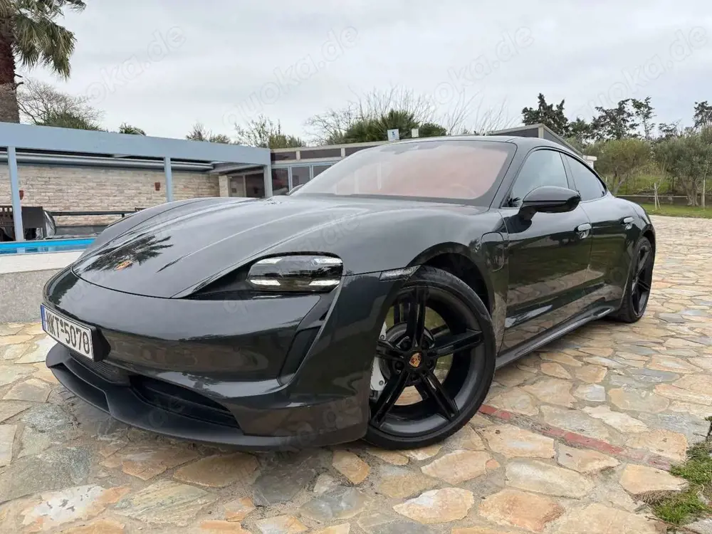 Porsche Taycan 4 S 1.Hand Panorama Head-Up Performance