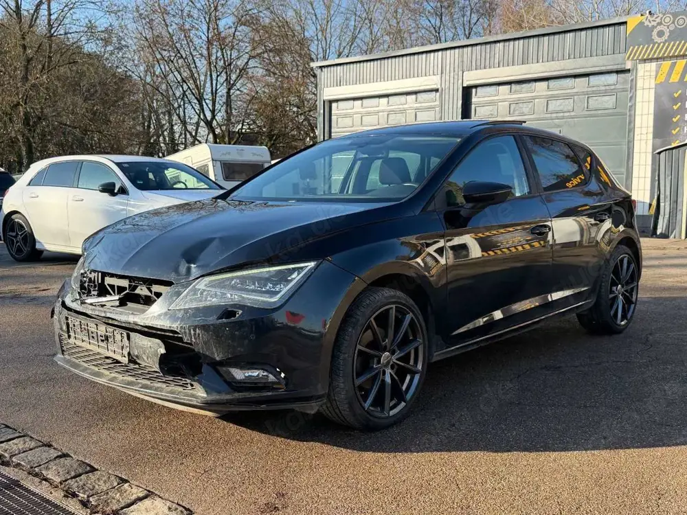 SEAT Leon I-Tech Panorama LED PDC