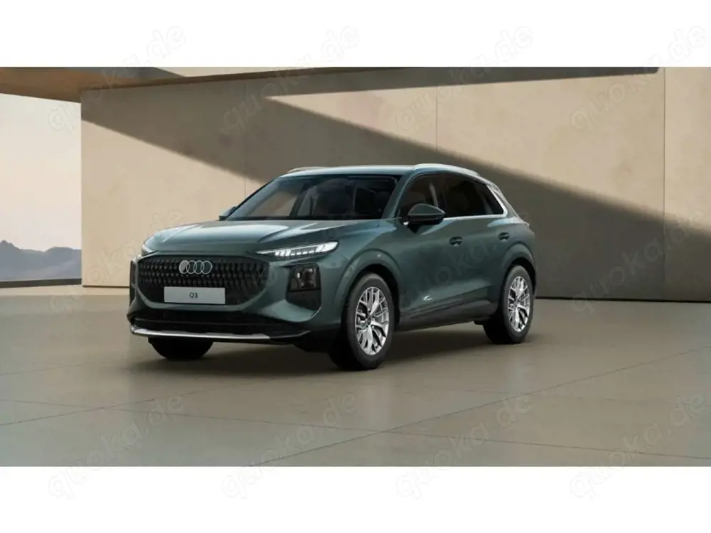 Audi Q3 TFSI S tronic LED AHK Navi