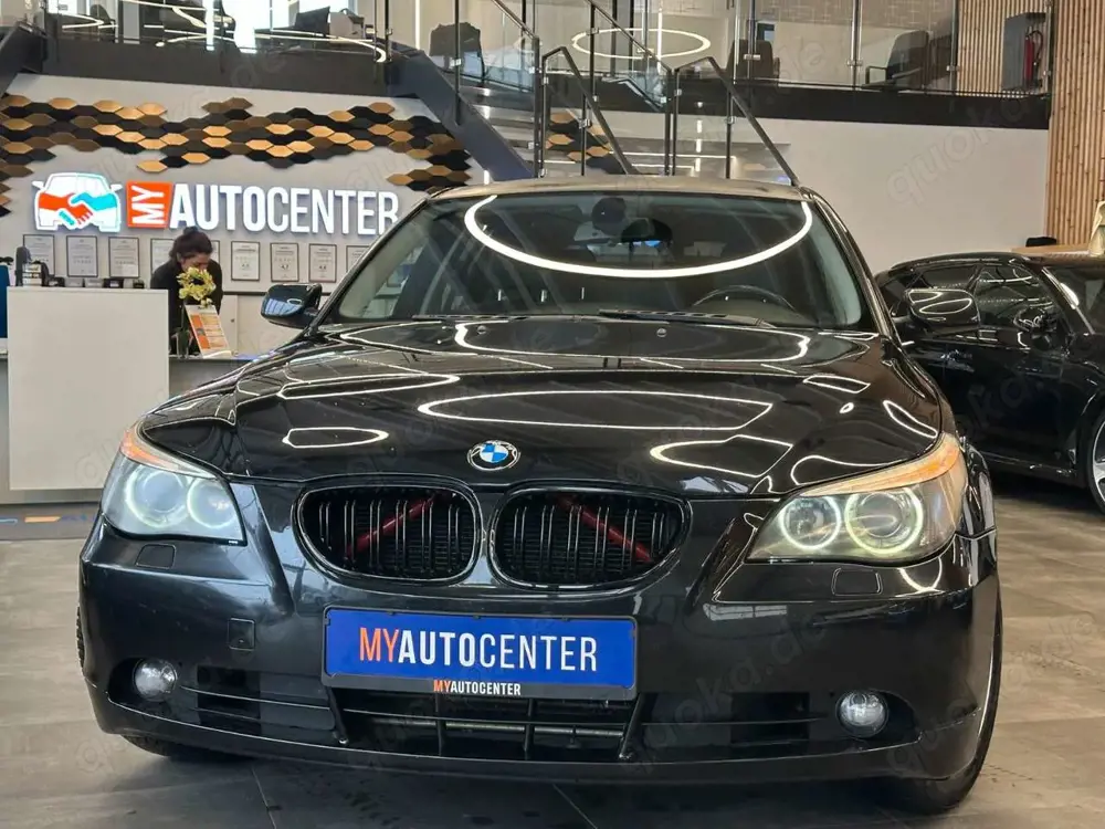 BMW 530 i Touring *Klima*Navi*Xenon*AHK*Freisprech*