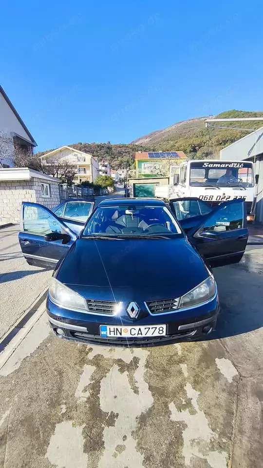 Renault Laguna 1.6 16V Emotion
