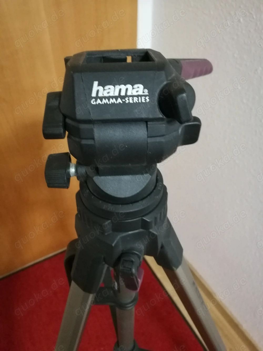 Neuwertiges Dreibein Stativ Alpha 2500 3-Wege-Panorama-Kopf