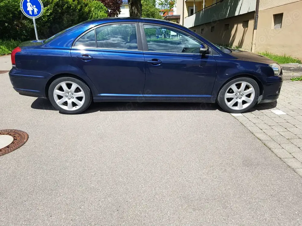 Toyota Avensis Avensis 2.0 VVT-i Executive