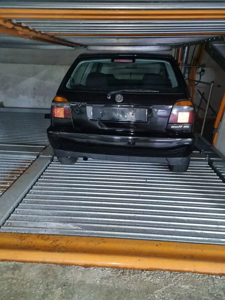 Volkswagen Golf 1.8 GT Special