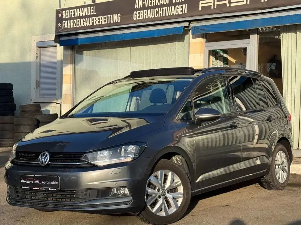 Volkswagen Touran 2.0 TDI*DSG*Panoramadach*NAVI*RFK*PDC*