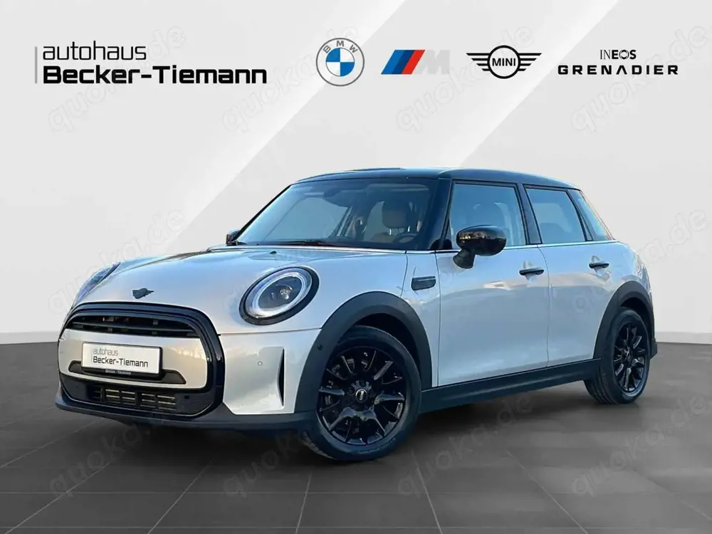 MINI Cooper 5-Türer | Navi | Kamera | LED | CarPlay etc.