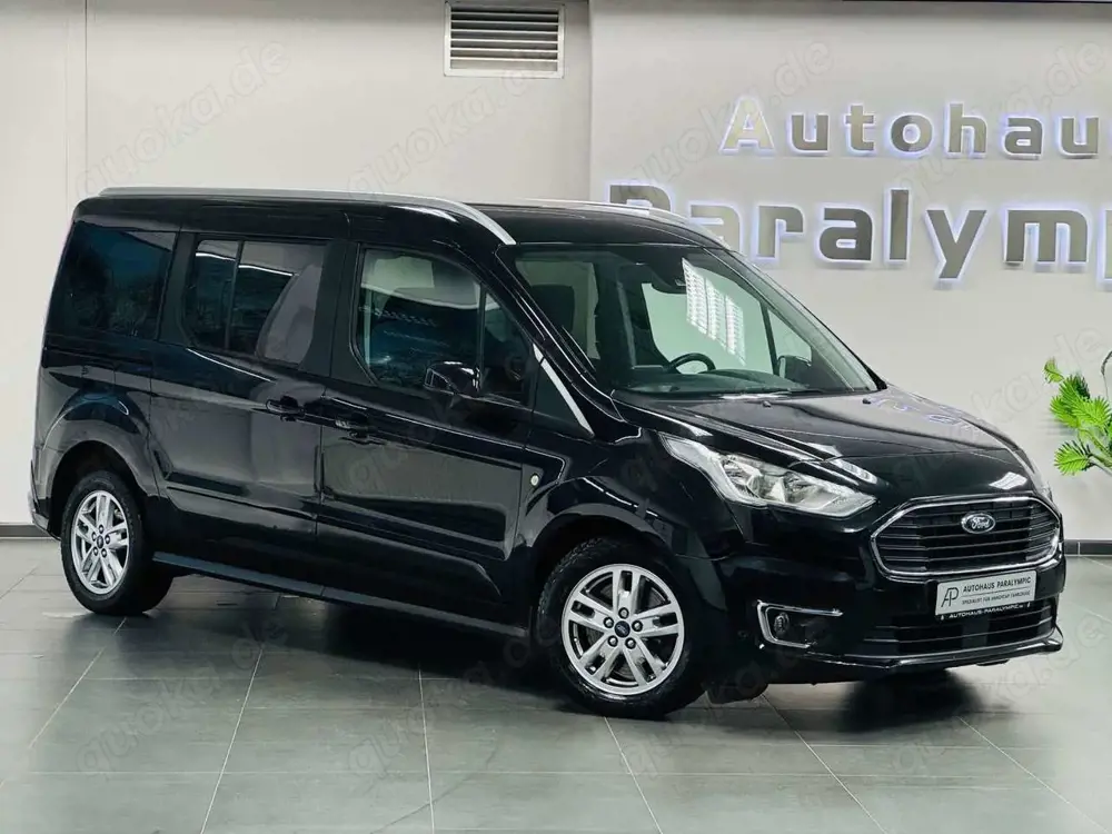 Ford Grand Tourneo Connect Titanium*PANO*KAM*NAVI