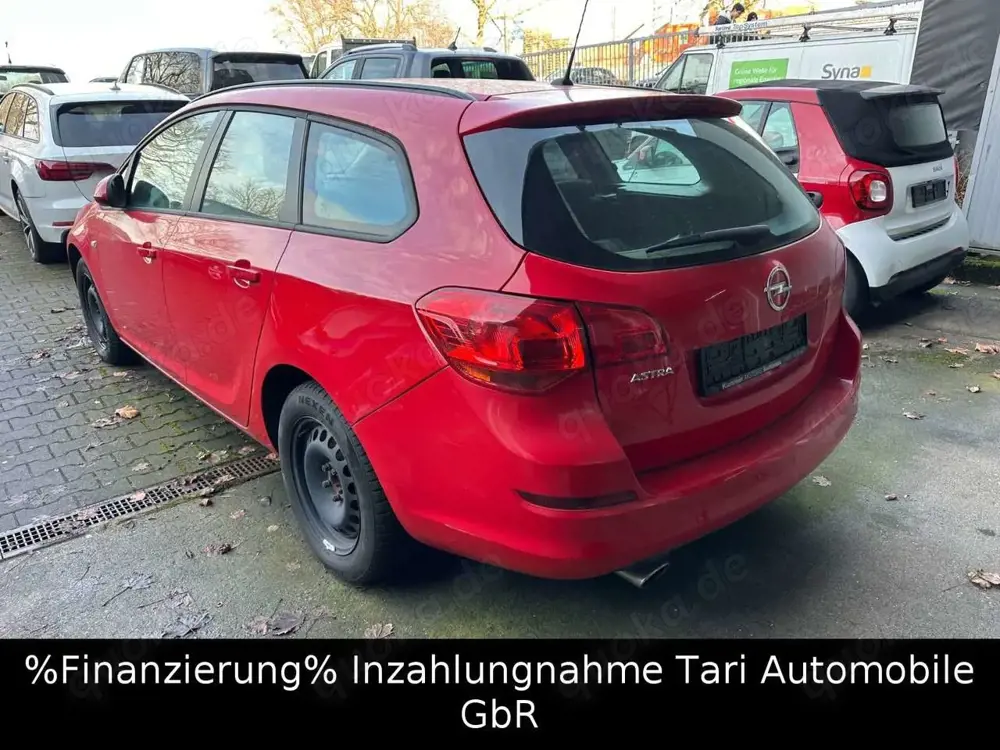 Opel Astra J 1.4 Sports Tourer Edition Motor qualmt !