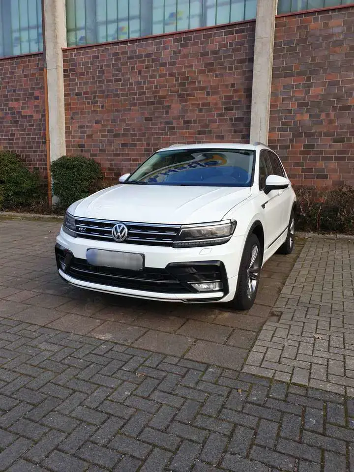 Volkswagen Tiguan Highline R-Line 4Motion 19 Zoll