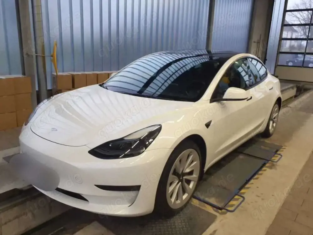 Tesla Model 3 Pano. Wärmepumpe R.Cam Premium-Sound PDC