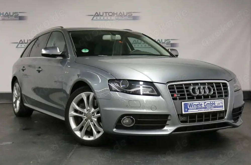 Audi S4 3.0 TFSI quattro*NAVI*RECARO*AHK*SHZ*PDC*XENON*u
