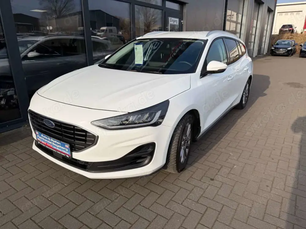 Ford Focus Turnier 1.5TDCI Titanium X AUTOMATIK*LED*