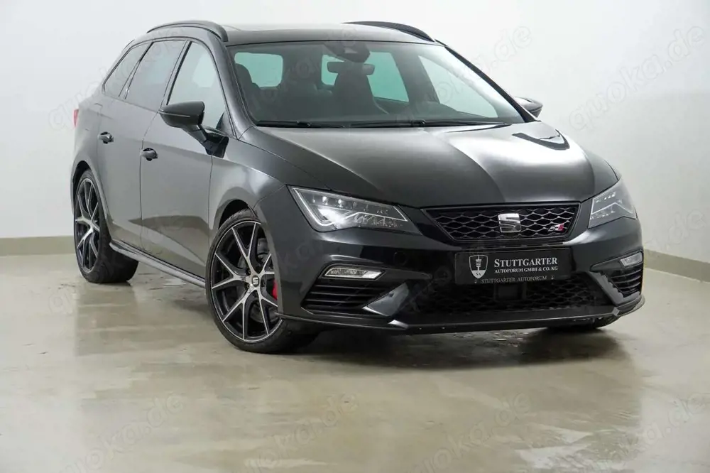 SEAT Leon Leon Cupra 300 Carbon Edition 4Drive VIRTUAL ACC