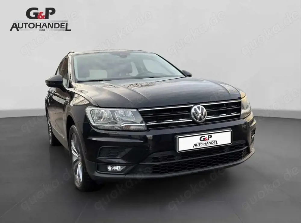 Volkswagen Tiguan Comfortline 2.0TDI 4Motion Pano AHK Navi