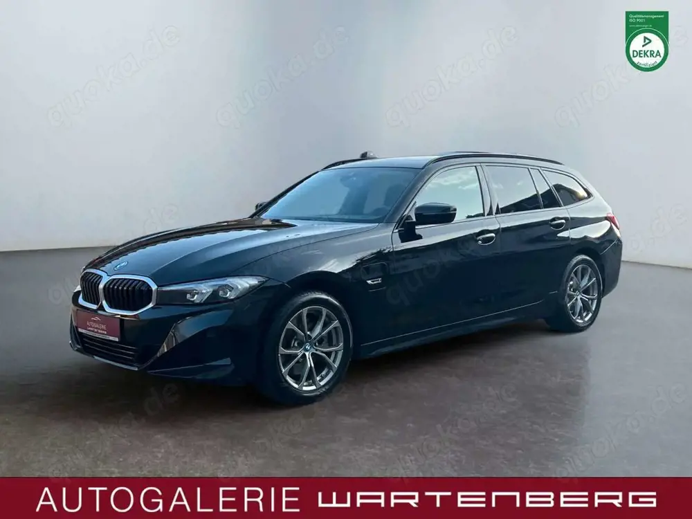 BMW 320 e Touring xDrive/WIDESCREEN//LEDER//PANO//AMB