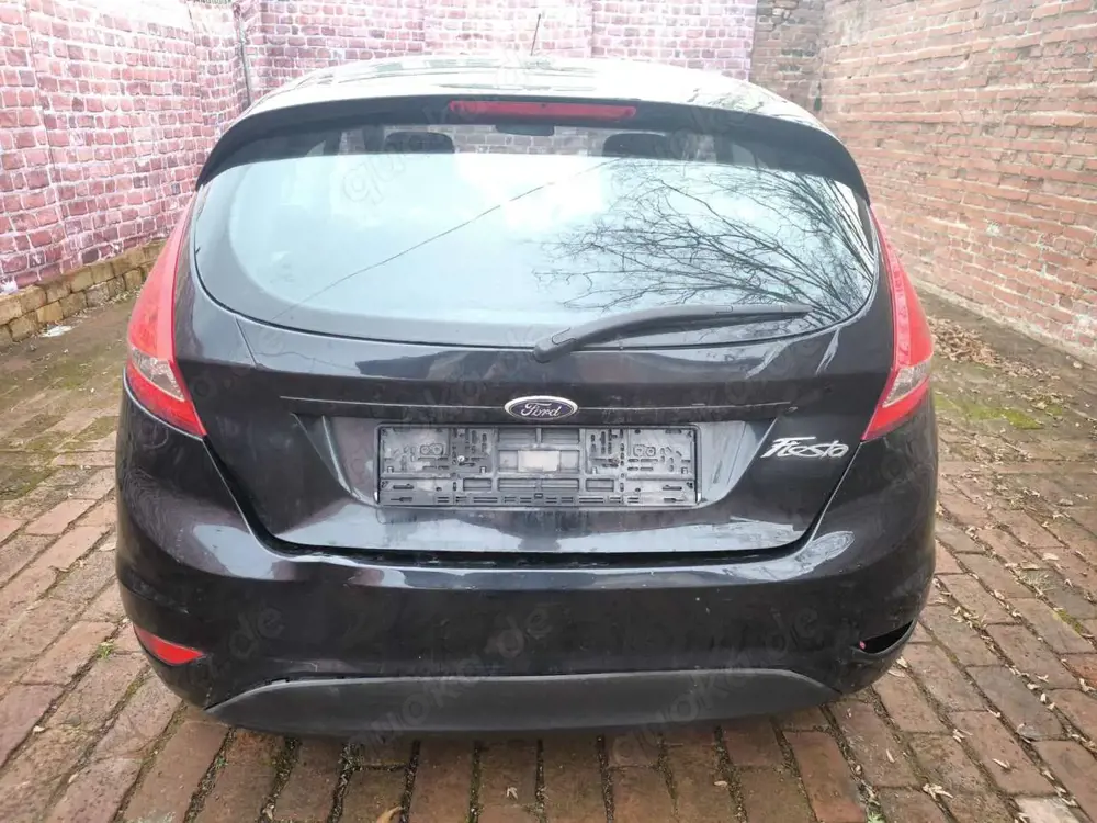 Ford Fiesta Trend 1.25 16V Heckschaden