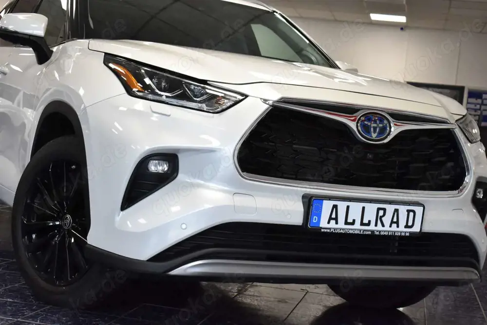 Toyota Highlander 2,5 Hybrid Luxury 7-Sitze Navi Panora