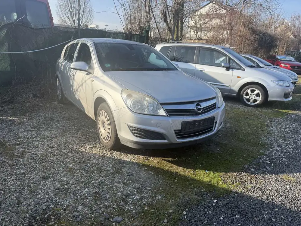 Opel Astra Edition----KUPLLUNG SCHADEN
