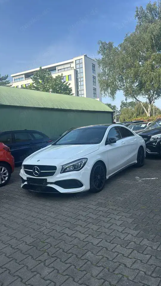 Mercedes-Benz CLA 250 AMG Line
