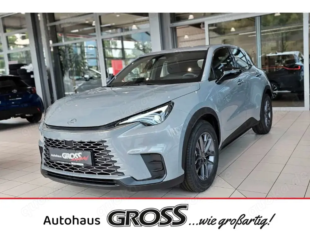 Lexus LBX FWD // Komfortpaket // Technik StandHZG Navi Digit