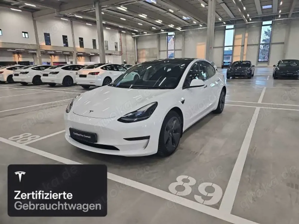 Tesla Model 3 Long Range AWD