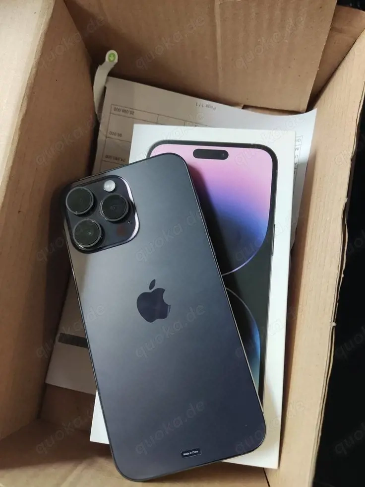 Verkaufe neue und gebrauchte iPhone 16 und 17 Pro Max in verschiedenen Farben.
