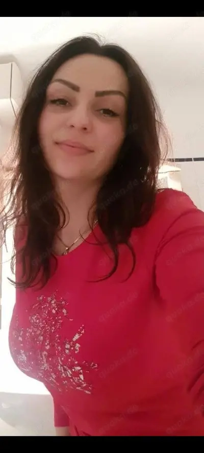 Lena 38 Ukrainerin in Deutschland lebend sucht ihr Herzblatt