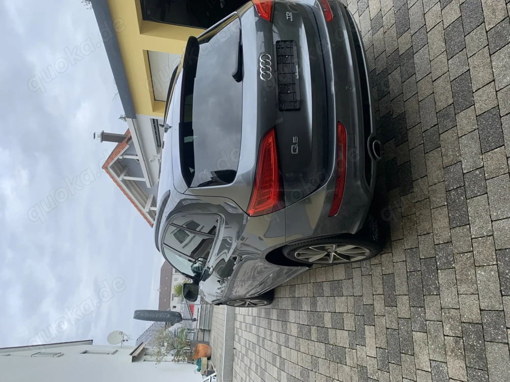 Audi Q5 EZ 2015 Grau  180 PS