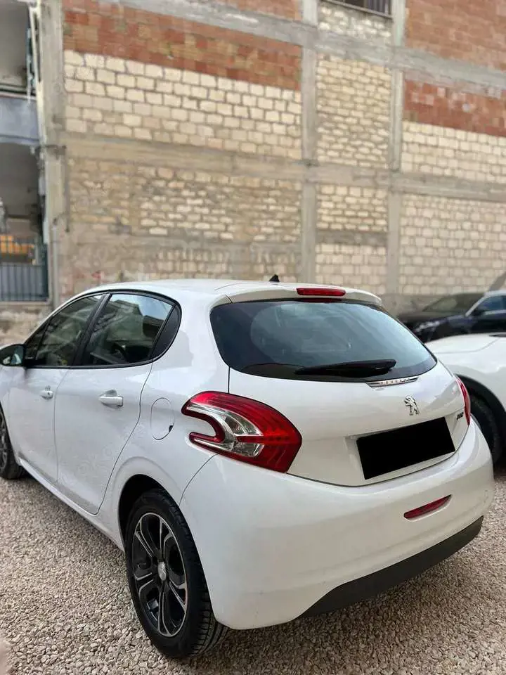 Peugeot 208 208 HDi 68 Access