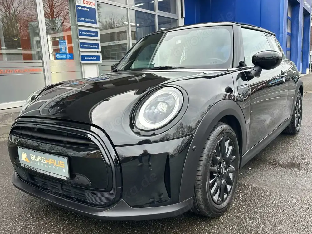 MINI One /AUT./LED/TEMPO/NAVI/PDC/CARPLAY/TOUCH/