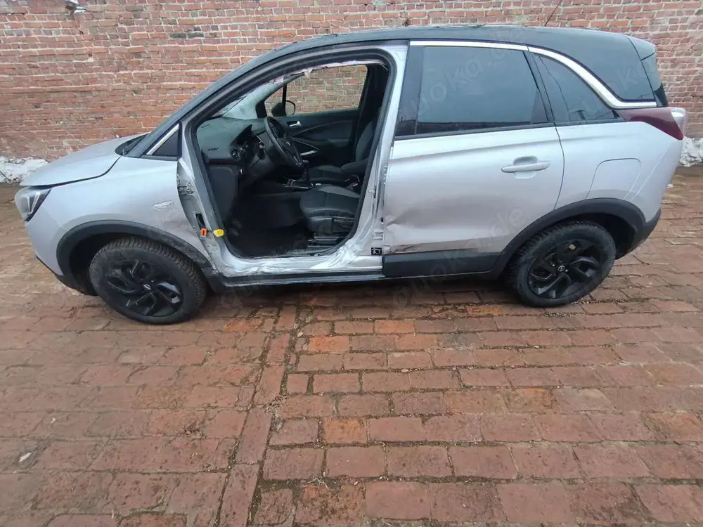 Opel Crossland Innovation 1.2i Seitenschaden