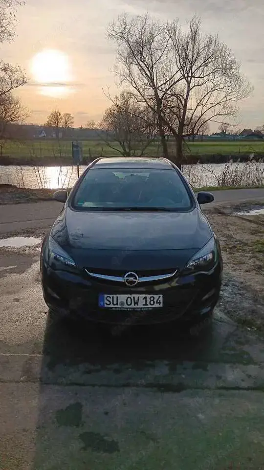 Opel Astra 1.4 Sports Tourer Edition