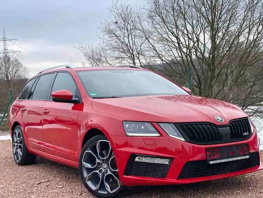 Skoda Octavia Combi RS 4x4*Pano*AHK*RFK*19 Zoll*1.Hand