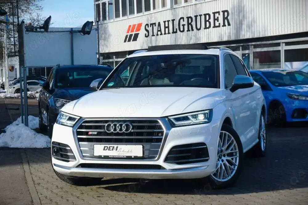 Audi SQ5 3.0 TDI quattro / Luftfahrwerk / Feinnappa /