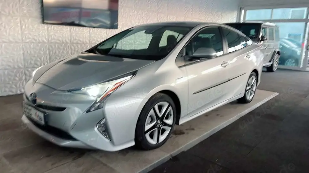 Toyota Prius Comfort . Hybr.Benzin.Navi Kamera.