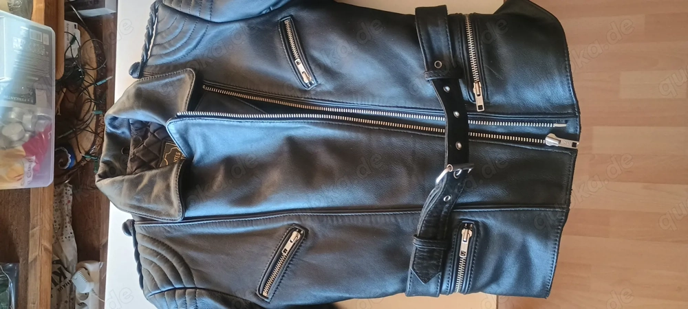Biete Motorrad Lederjacke