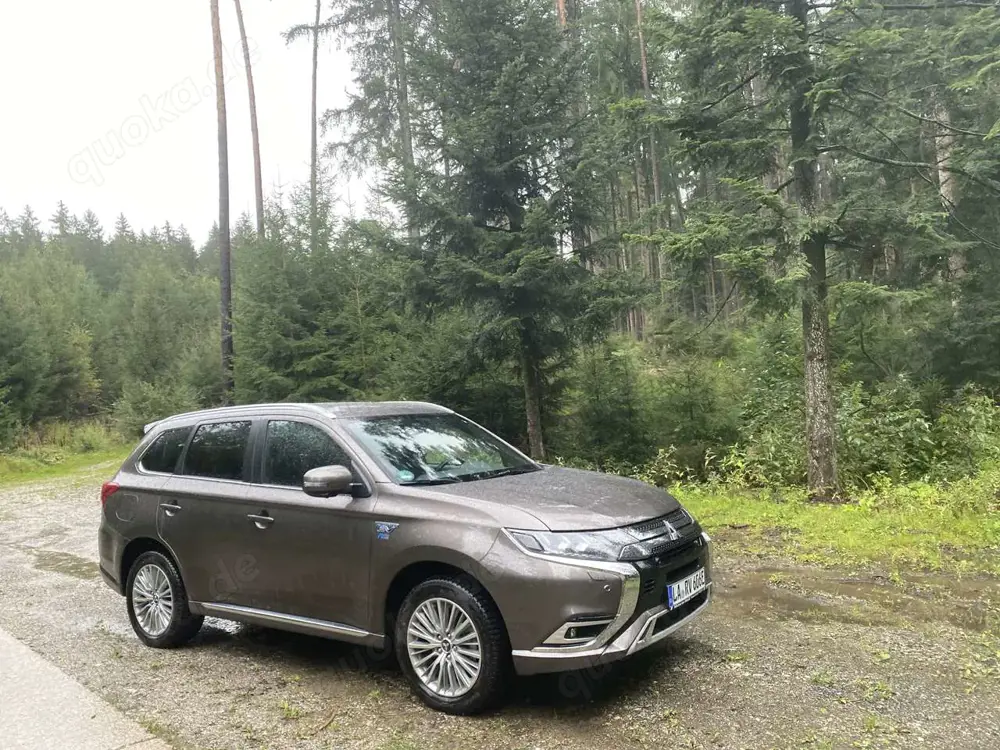 Mitsubishi Outlander PHEV Plus Spirit 4WD