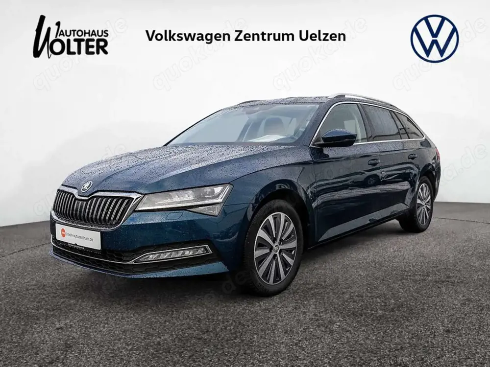 Skoda Superb Combi 2.0 TSI Style DSG AHK ACC Kamera