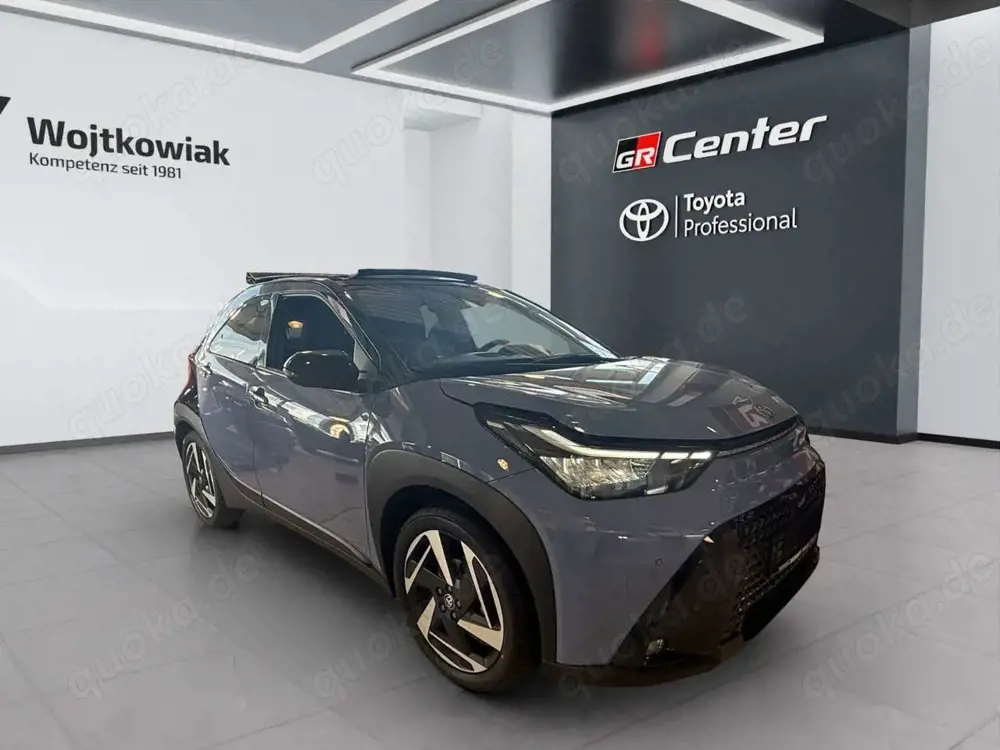 Toyota Others Aygo X Lounge Hybrid *FALT-DACH*JBL*LED*2026*