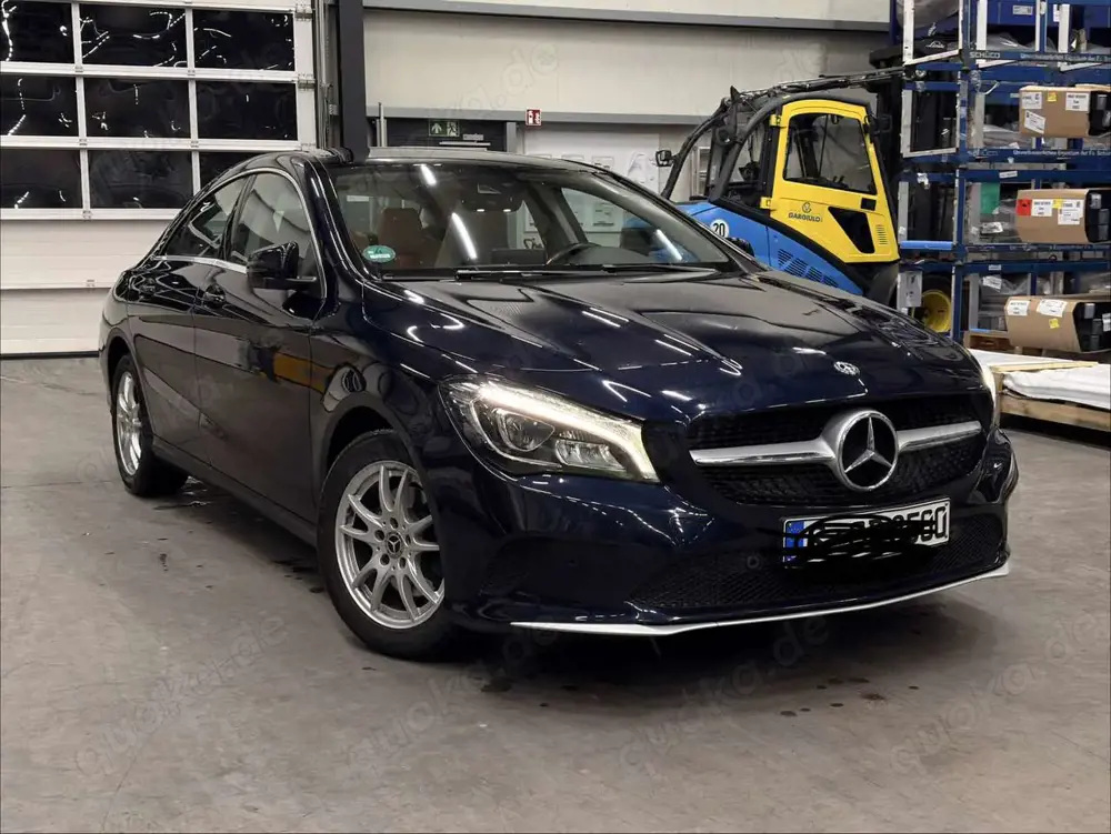 Mercedes-Benz CLA 180