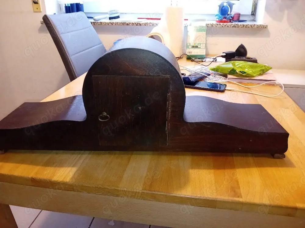 Kaminuhr aus 1950 1960er Jahre.