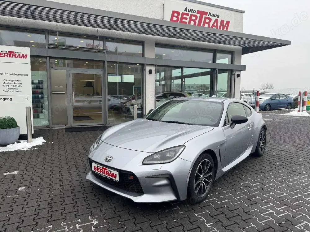 Toyota GR86 Pure