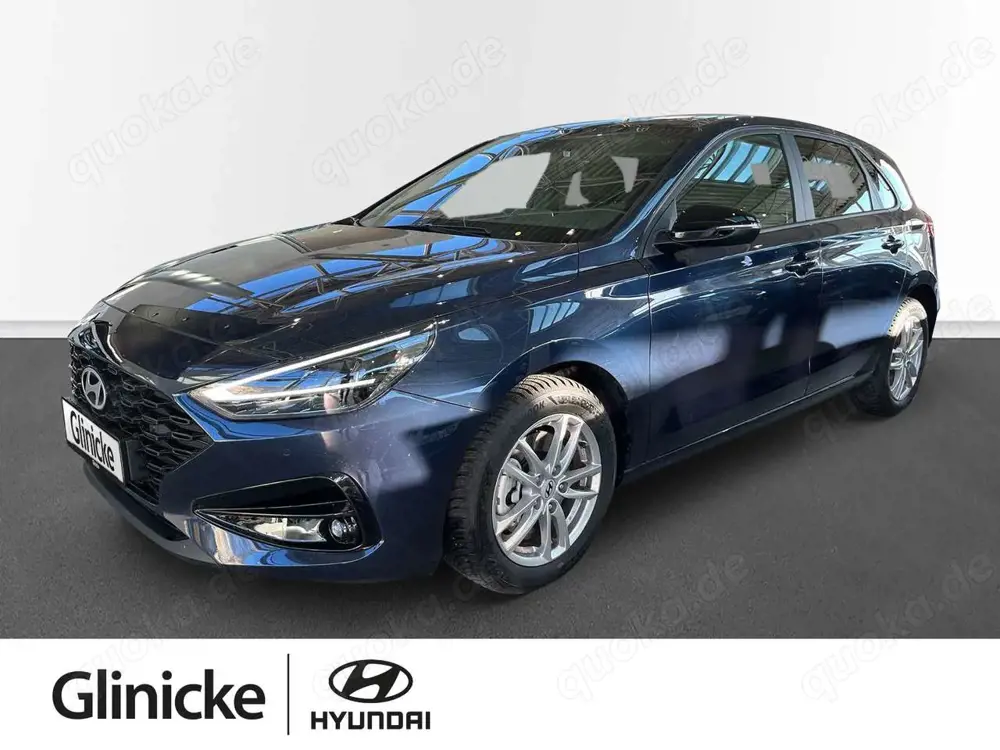 Hyundai i30 ADVANTAGE*inkl.WinteRäder*Panoramadach