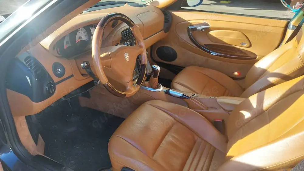 Porsche 996 911 Carrera 4 Millennium