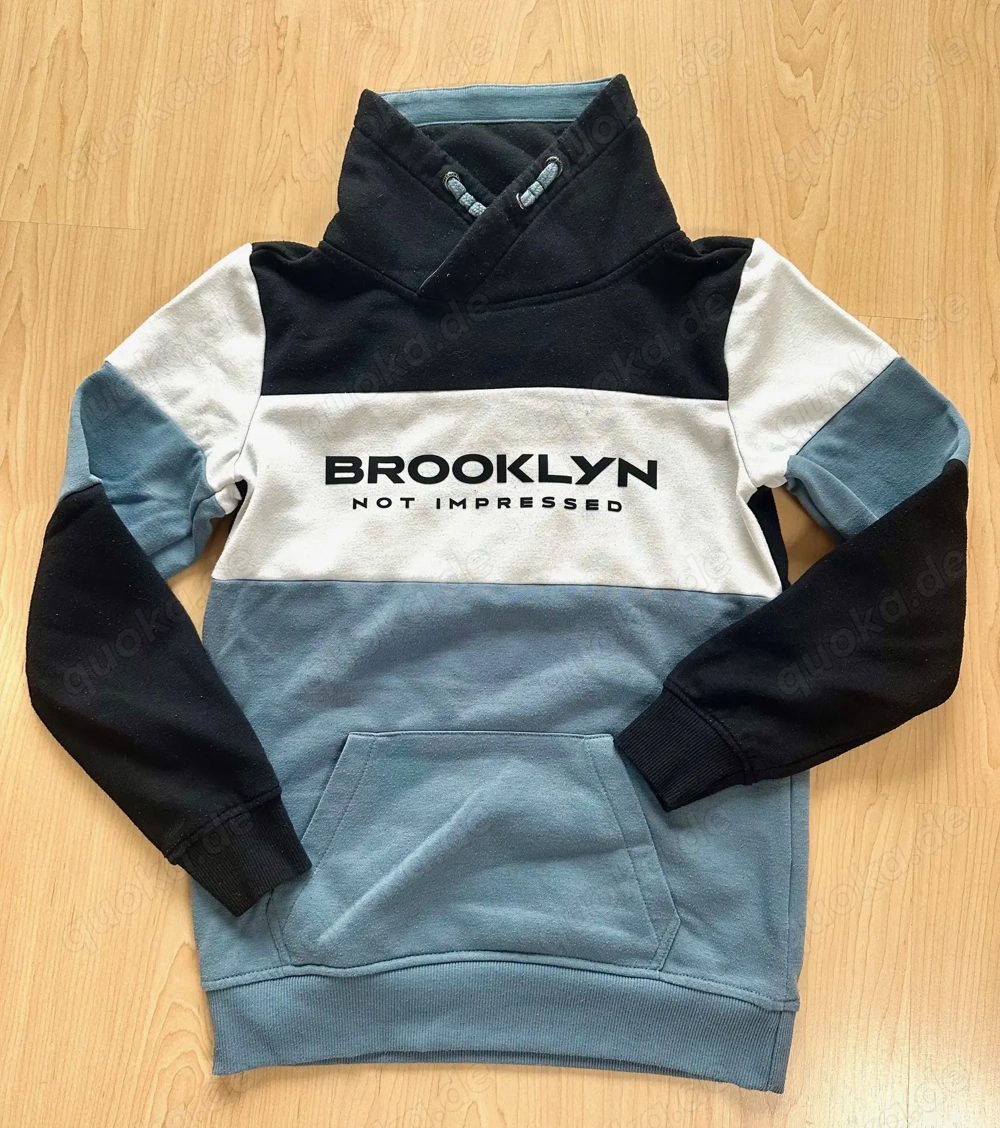 Pullover mit Kragen und Eingrifftaschen vorne   Chapter Young   Größe 146 152