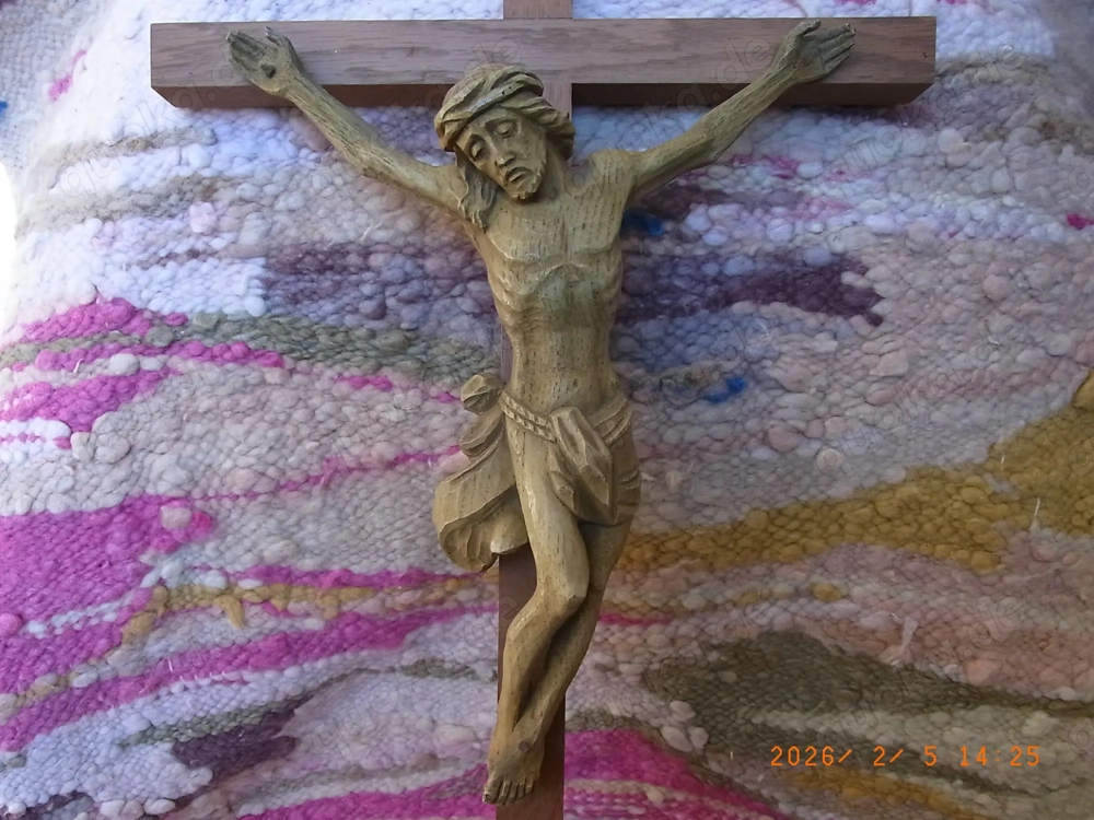 HOLZKREUZ mit Jesus Christus