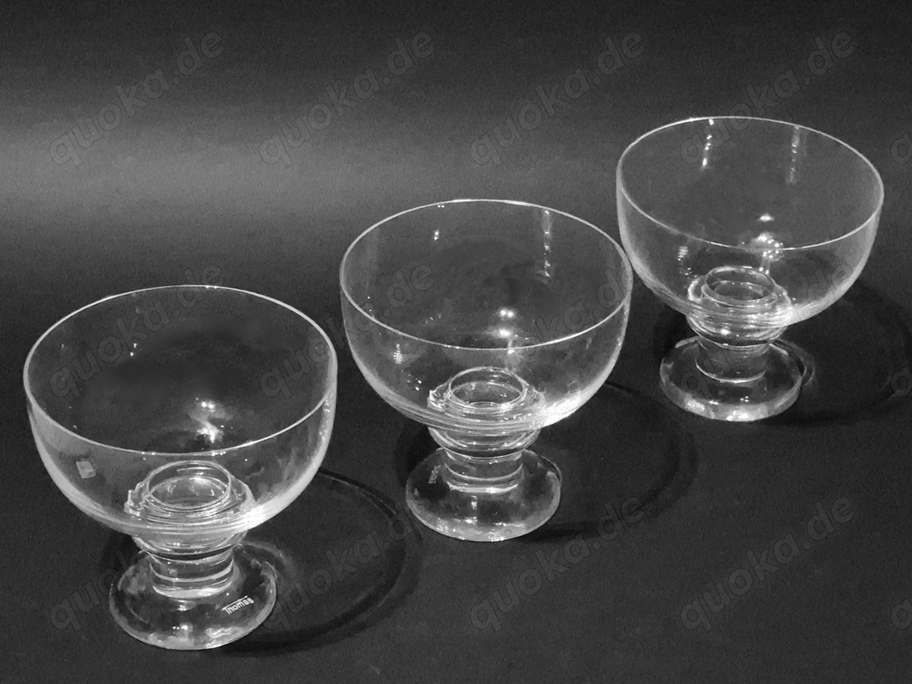 3 Eisschalen Dessertschalen aus Glas mit Fuß