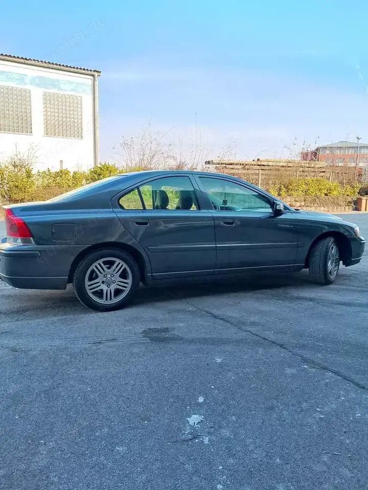 Volvo S60 2.4 Momentum
